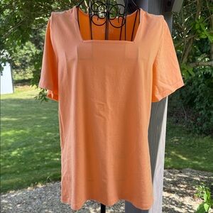 Denim and Company short sleeve square neck T shirt